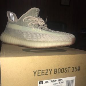 Yeezy boost 350 v2 citrin non reflective